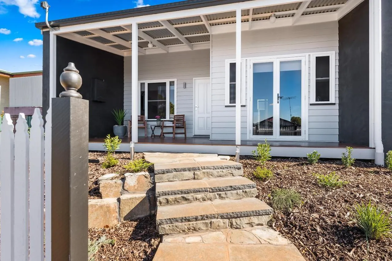 Bluestone Cottages - The Villa Toowoomba Casa vacanze